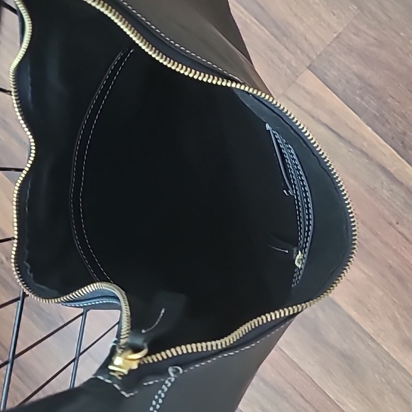 SAM EDELMAN BLACK LEATHER PURSE - Picture 7 of 7